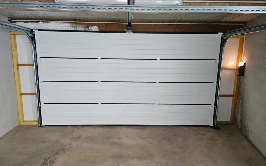Porte de garage à Sarrebourg : les avantages d’une installation sur-mesure avec Menuiserie Poirot et Fils